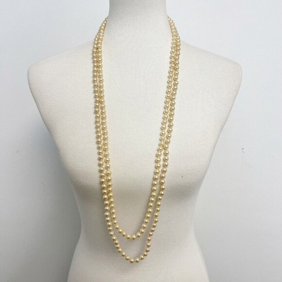 Vintage Cream Faux Pearl Double Strand Beaded Necklace - Picture 2 of 13